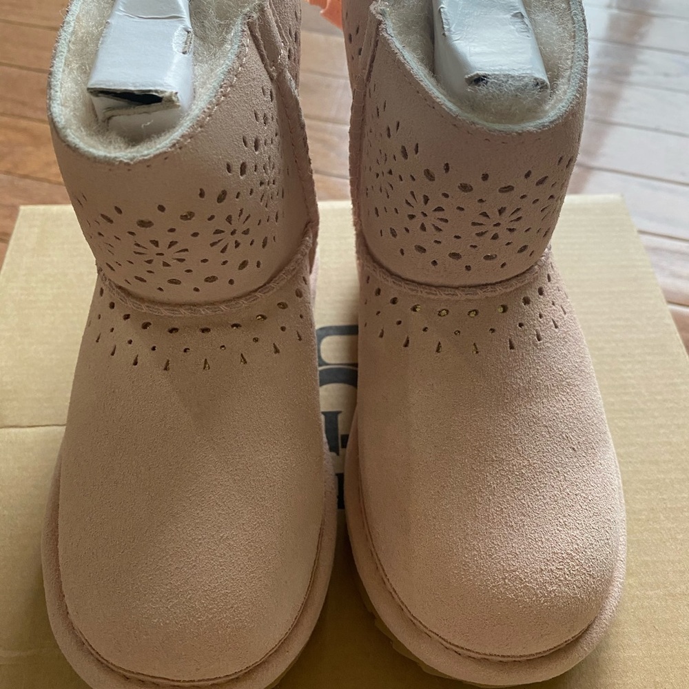 UGG Dae Perforated Genuine shearling boot